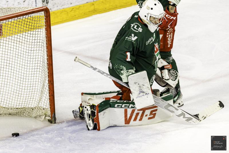 Cergy-Pontoise 3 - 4 Chamonix 