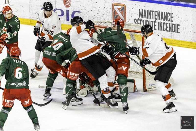 Cergy-Pontoise 3 - 4 Chamonix 