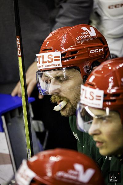 Cergy-Pontoise 3 - 4 Chamonix 