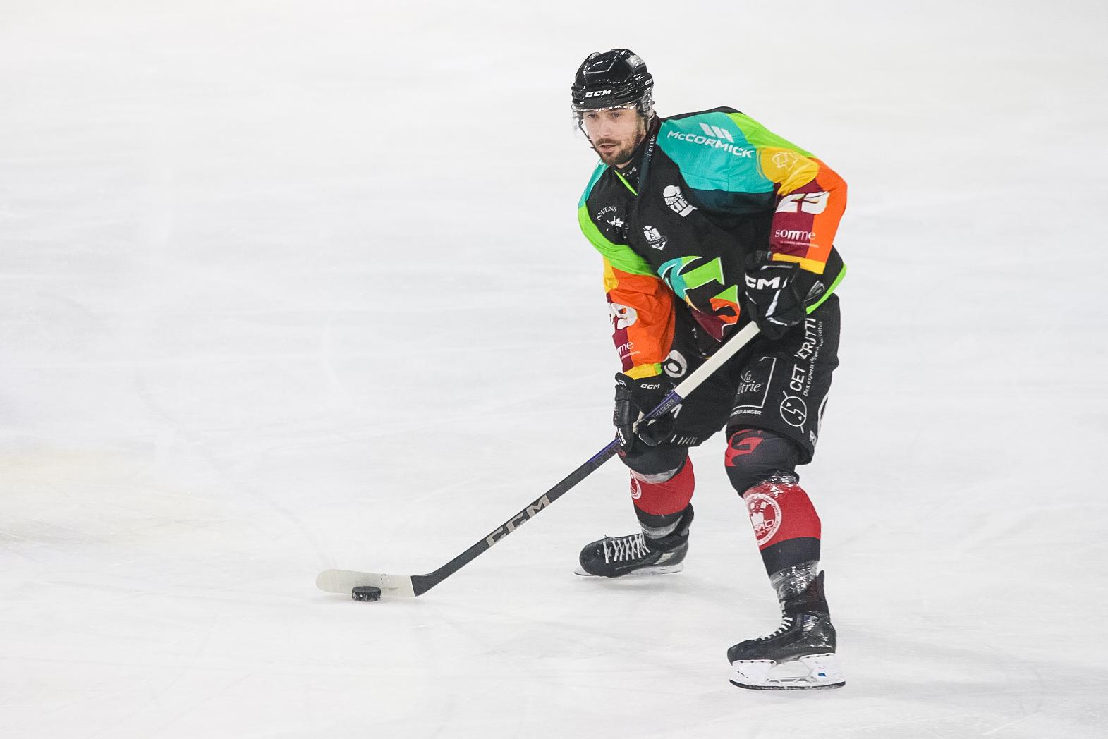 Amiens  5 - 3 Anglet
