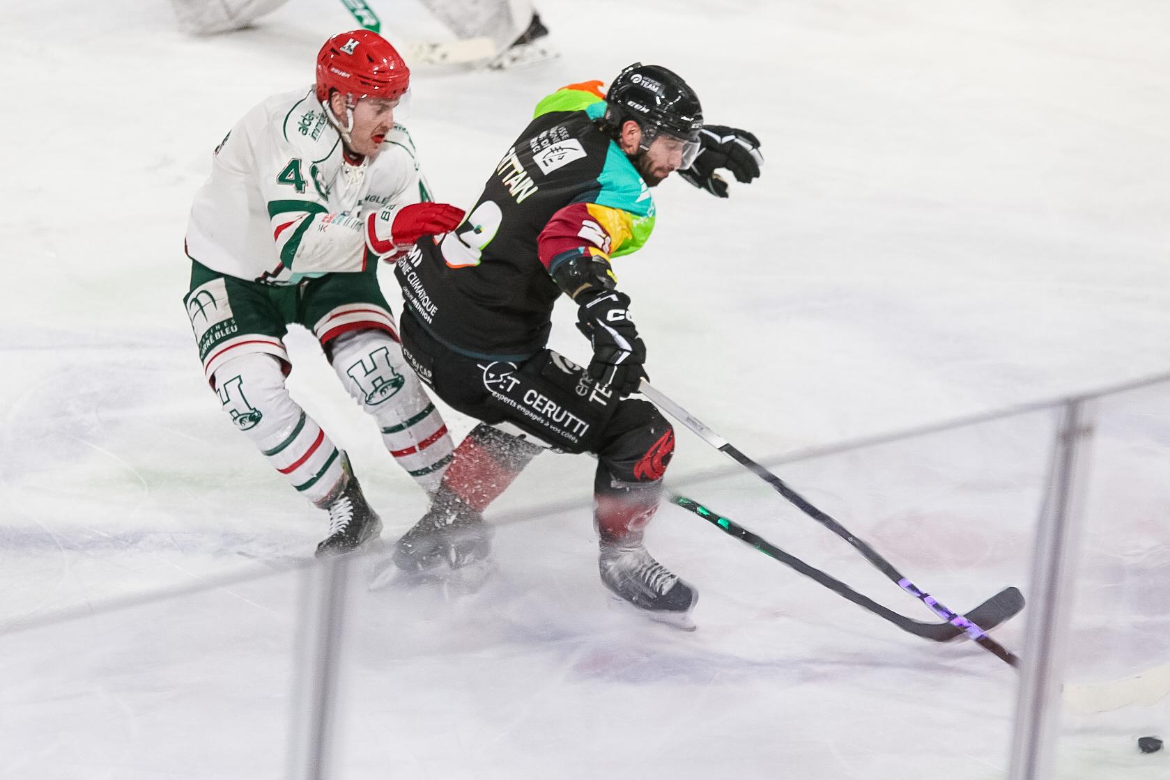 Amiens  5 - 3 Anglet