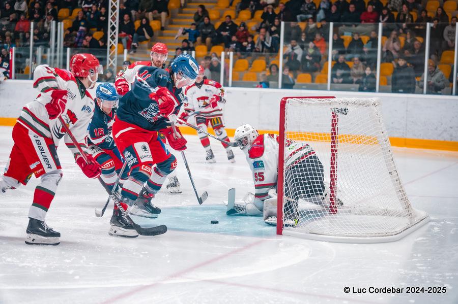 Luxembourg 2 - 7 Courbevoie 
