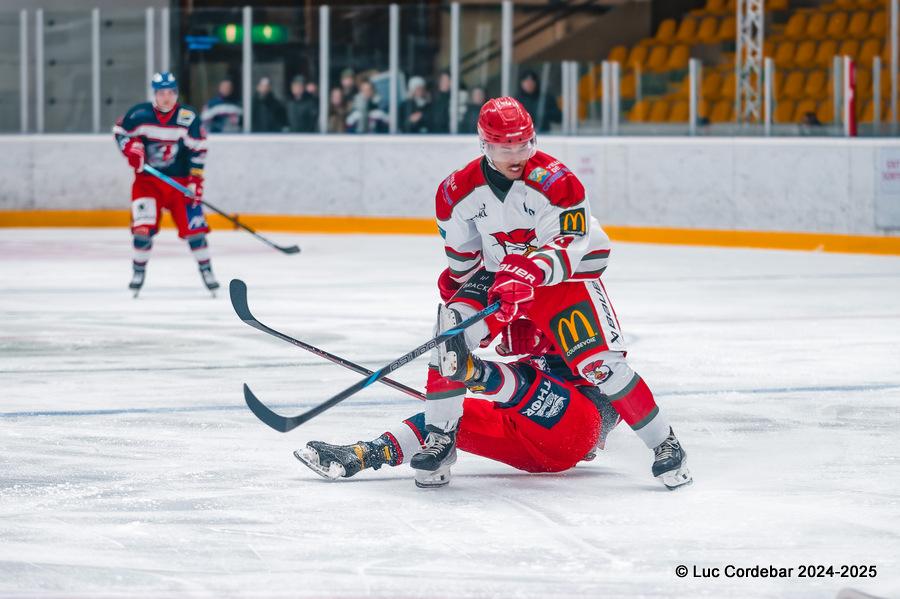 Luxembourg 2 - 7 Courbevoie 