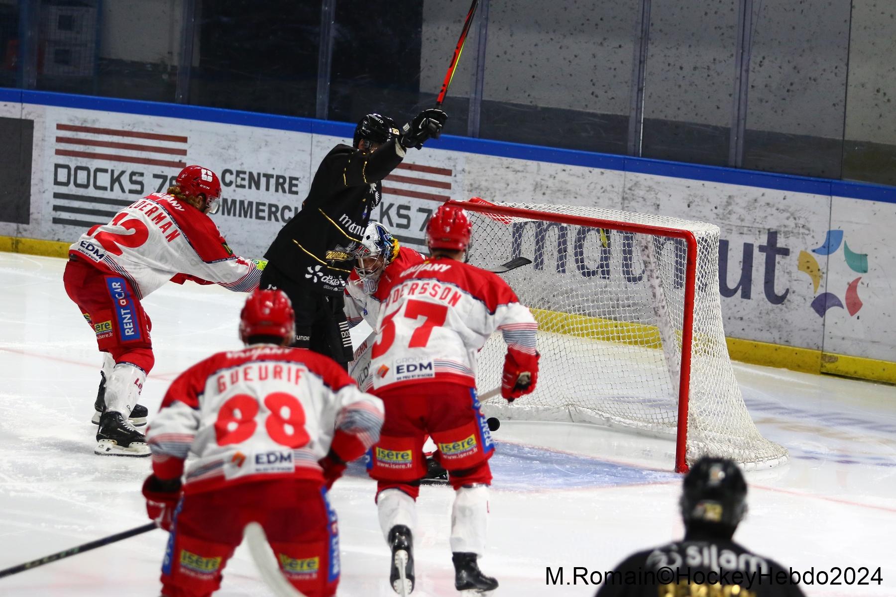 Rouen 3 - 5 Grenoble 