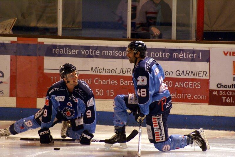 Angers  4 - 2 Mont-Blanc