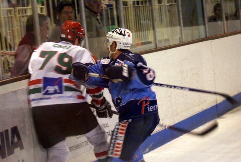 Angers  4 - 2 Mont-Blanc