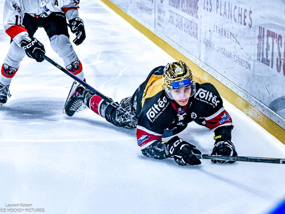 Bordeaux 4 - 1 Chamonix 