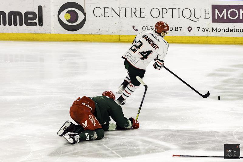 Cergy-Pontoise 4 - 2 Anglet