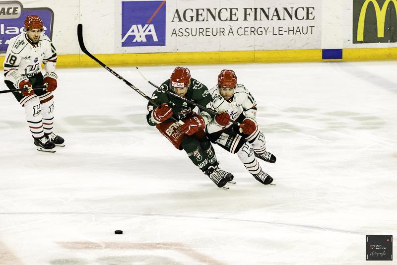 Cergy-Pontoise 4 - 2 Anglet