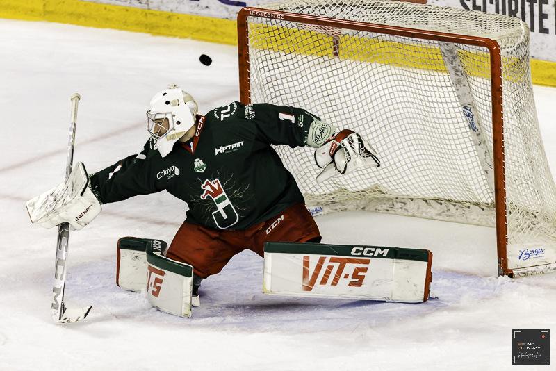 Cergy-Pontoise 4 - 2 Anglet
