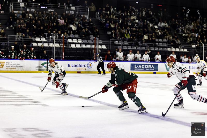 Cergy-Pontoise 4 - 2 Anglet