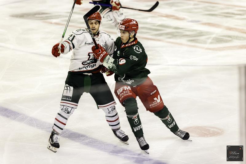 Cergy-Pontoise 4 - 2 Anglet