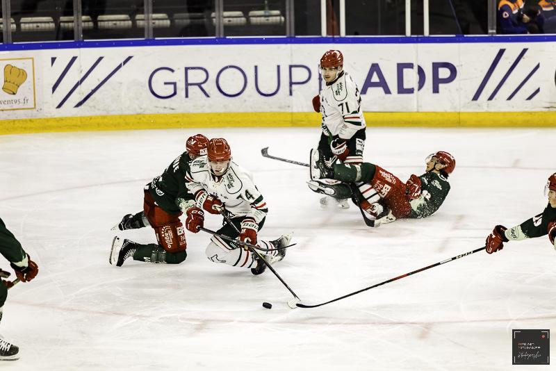Cergy-Pontoise 4 - 2 Anglet