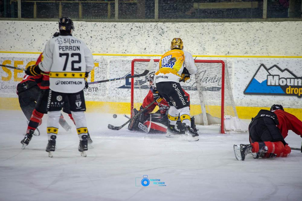 Chamonix  5 - 8 Rouen