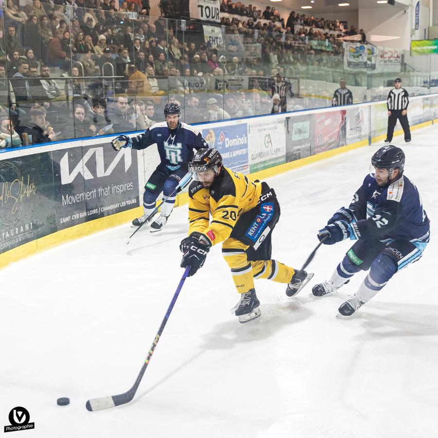 Tours  3 - 2 Chambéry