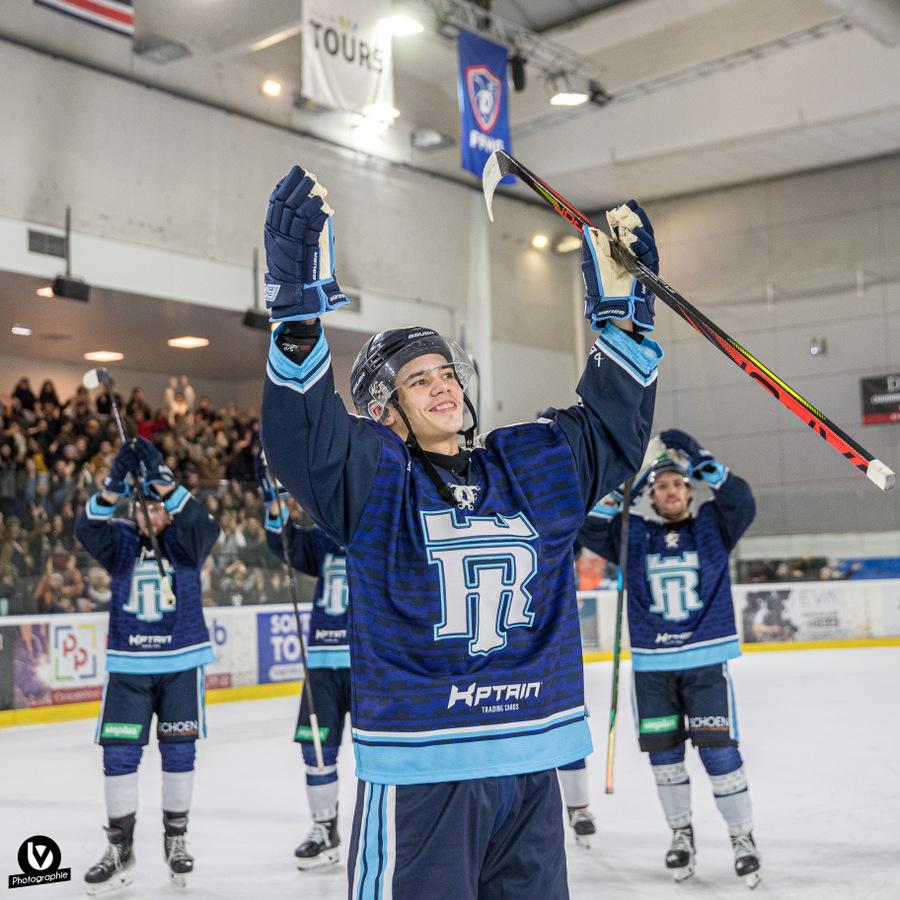 Tours  3 - 2 Chambéry