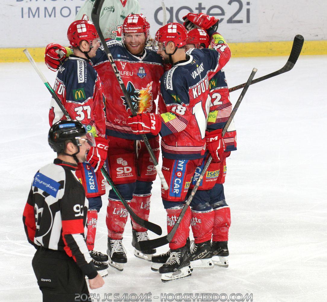 Grenoble  5 - 1 Cergy-Pontoise