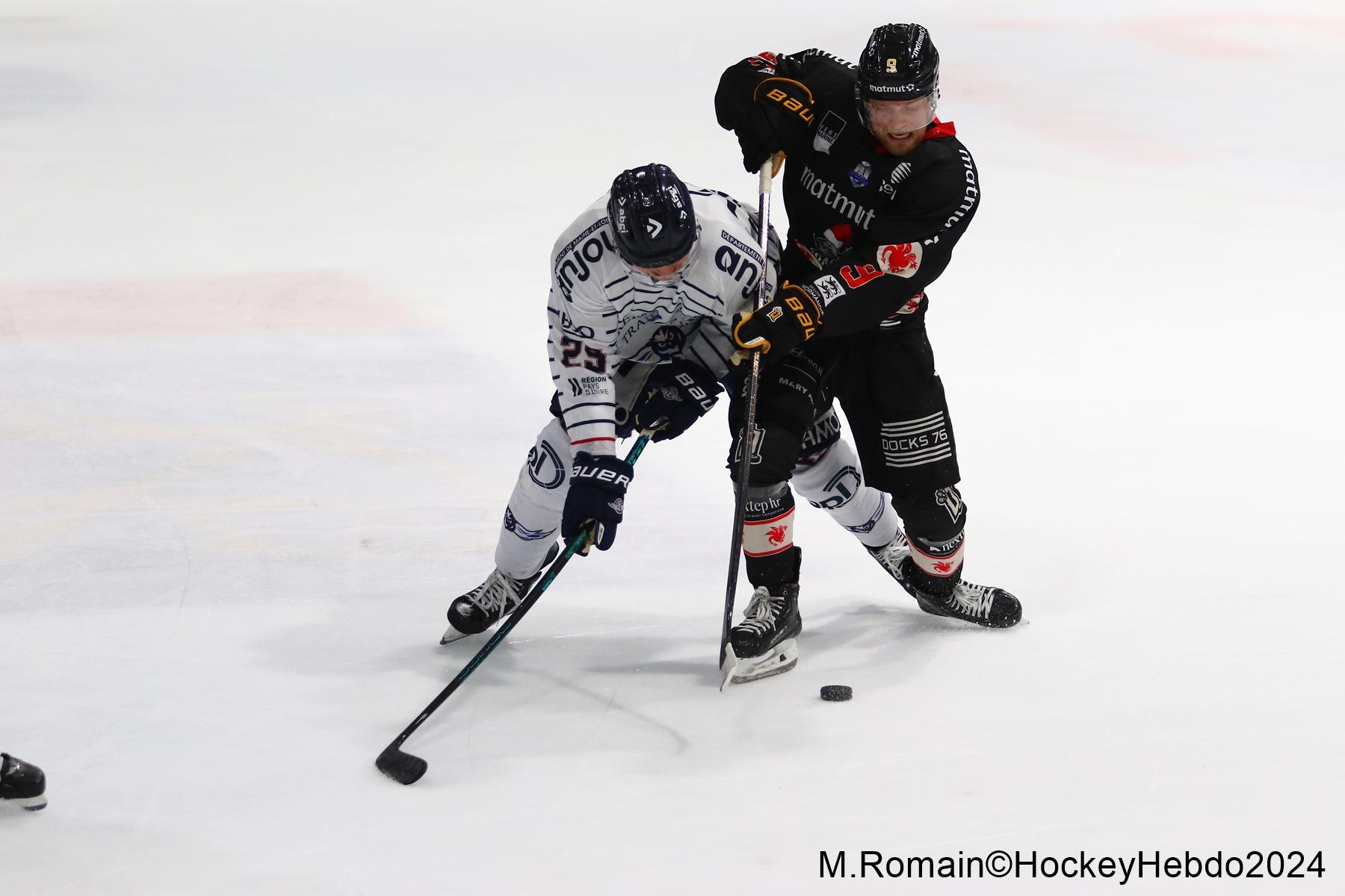 Rouen 2 - 5 Angers 