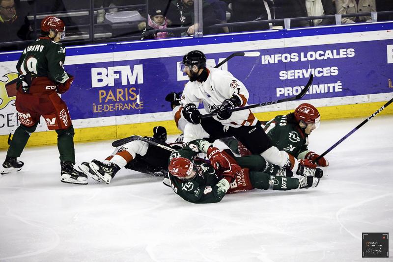 Cergy-Pontoise 1 - 4 Chamonix 
