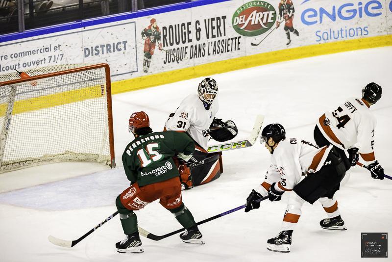 Cergy-Pontoise 1 - 4 Chamonix 