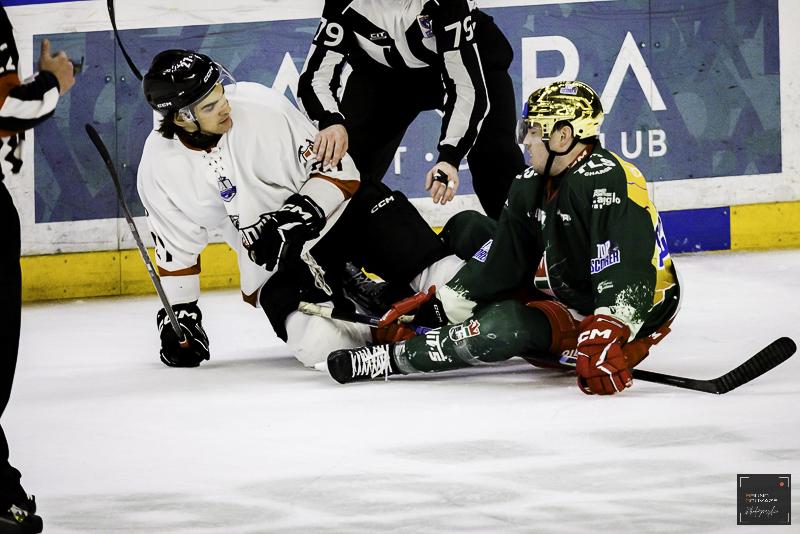 Cergy-Pontoise 1 - 4 Chamonix 