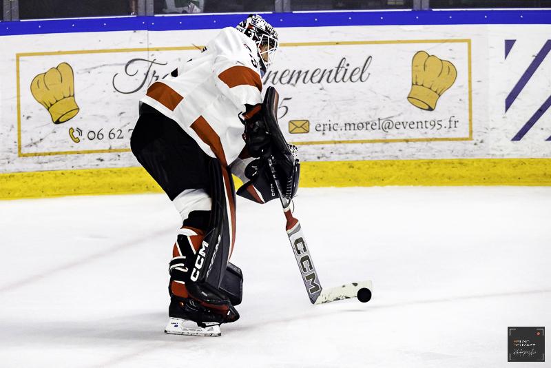 Cergy-Pontoise 1 - 4 Chamonix 