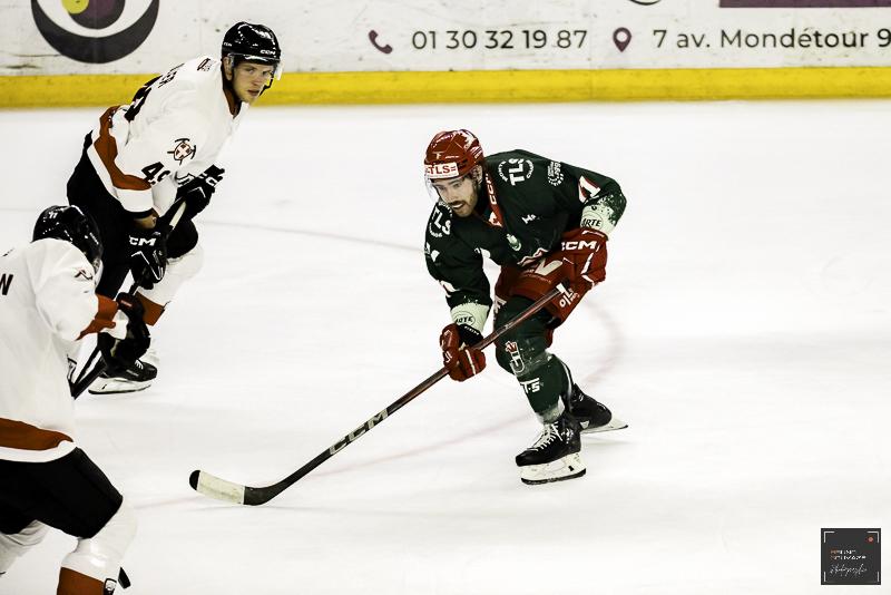 Cergy-Pontoise 1 - 4 Chamonix 