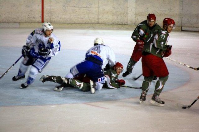 Photo hockey match Reims* - Cergy-Pontoise le 31/10/2009