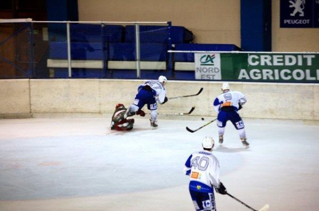 Photo hockey match Reims* - Cergy-Pontoise le 31/10/2009