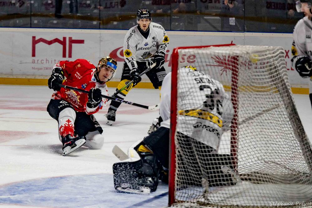 Bordeaux 3 - 5 Rouen