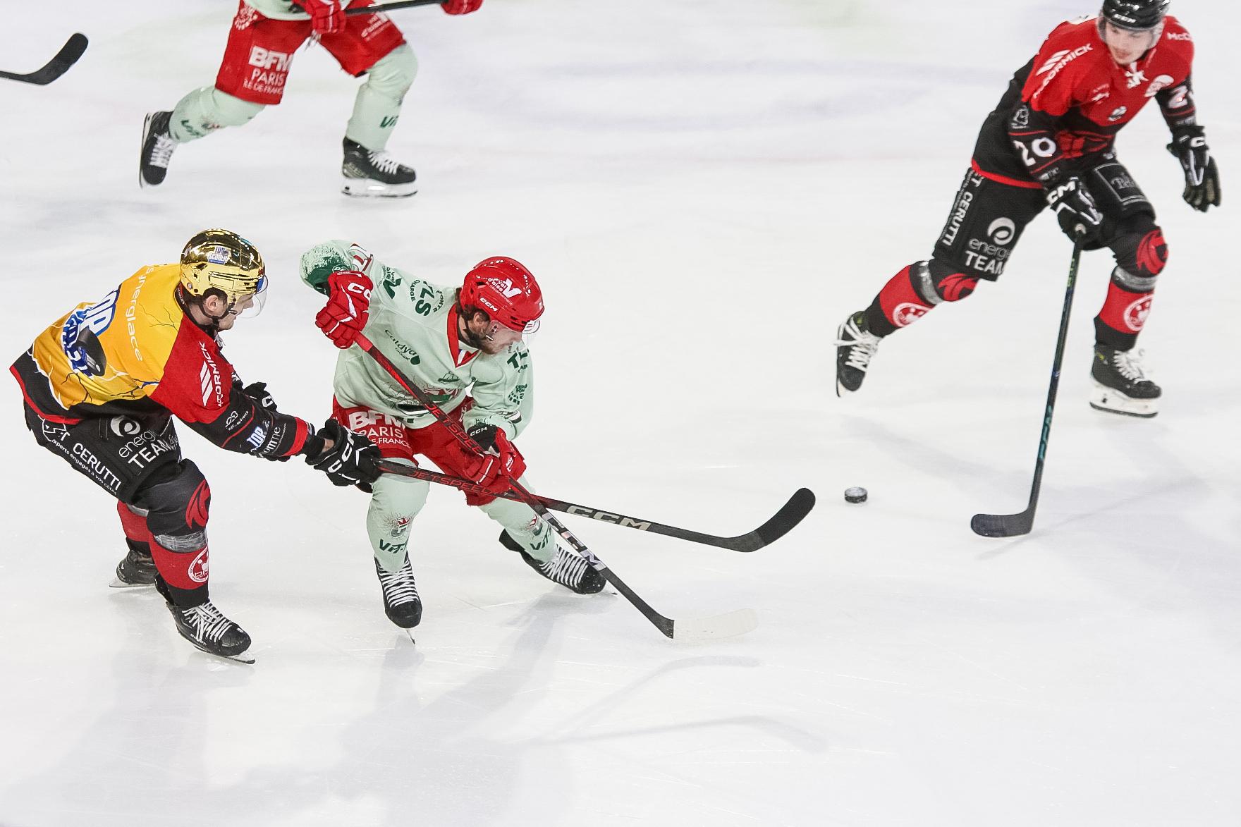 Amiens  1 - 2 Cergy-Pontoise