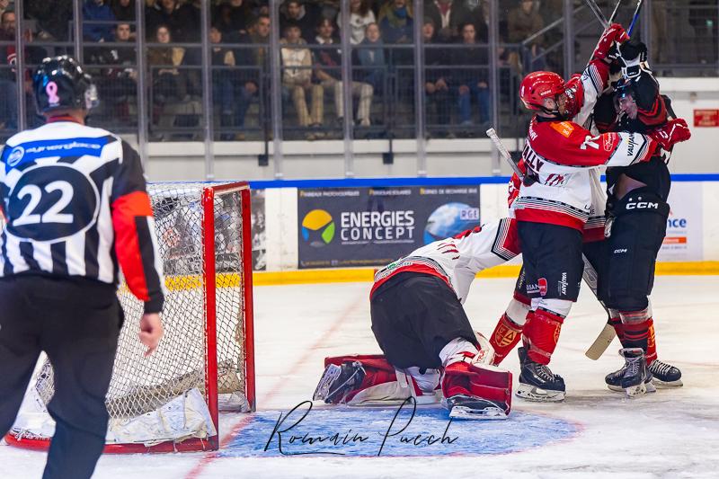 Toulouse-Blagnac 5 - 3 Vaujany