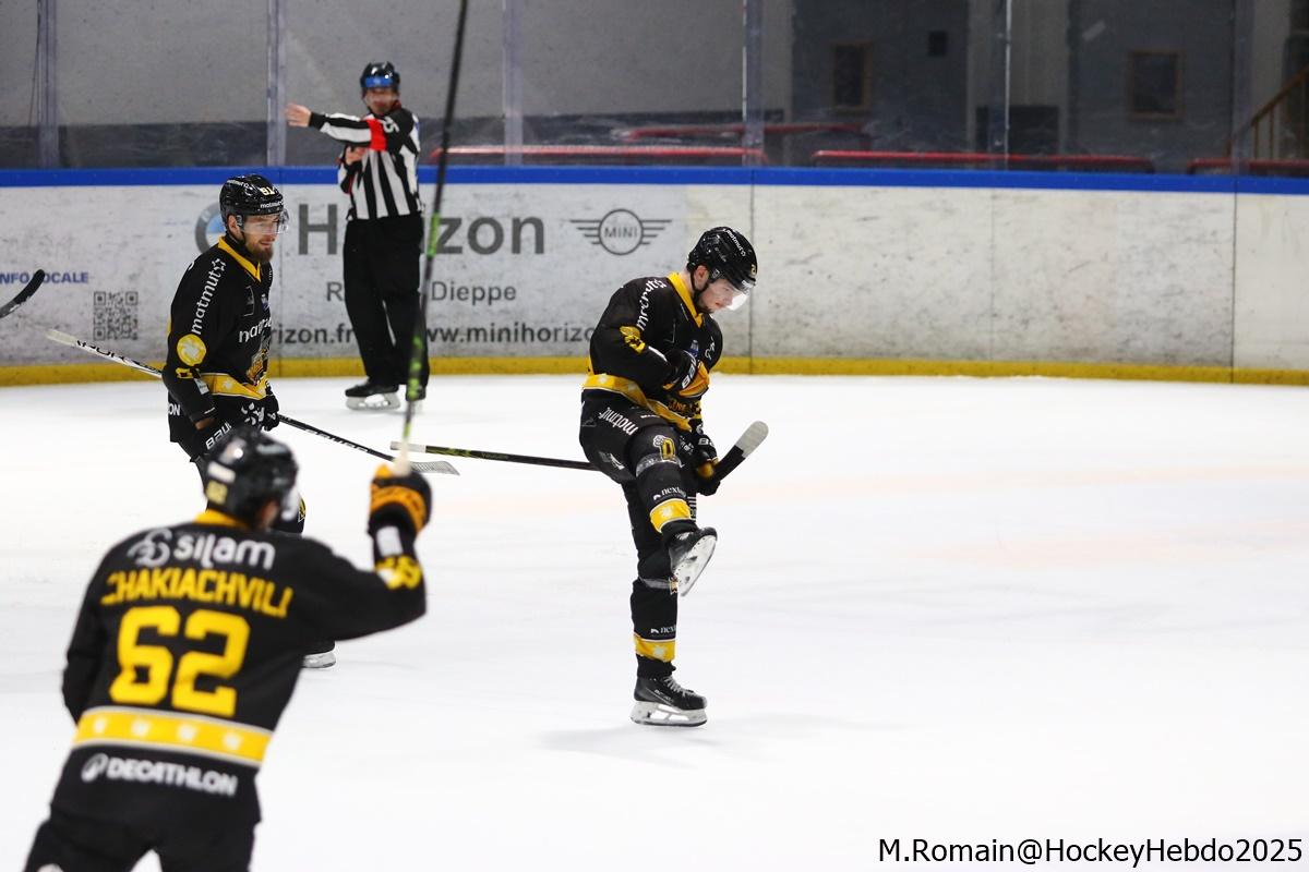 Rouen 8 - 3 Cergy-Pontoise