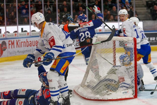 Photo hockey match Zürich - Zug le 11/01/2025
