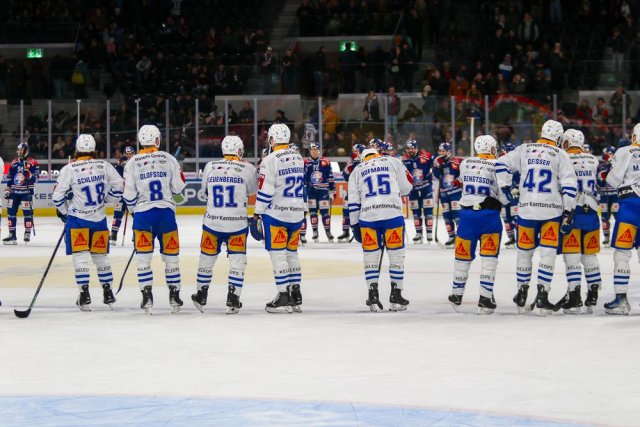 Photo hockey match Zürich - Zug le 11/01/2025
