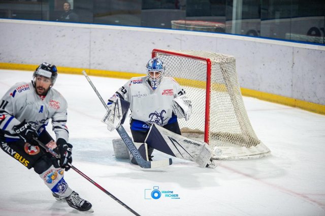Photo hockey match Mont-Blanc - Courchevel-Méribel-Pralognan le 11/01/2025