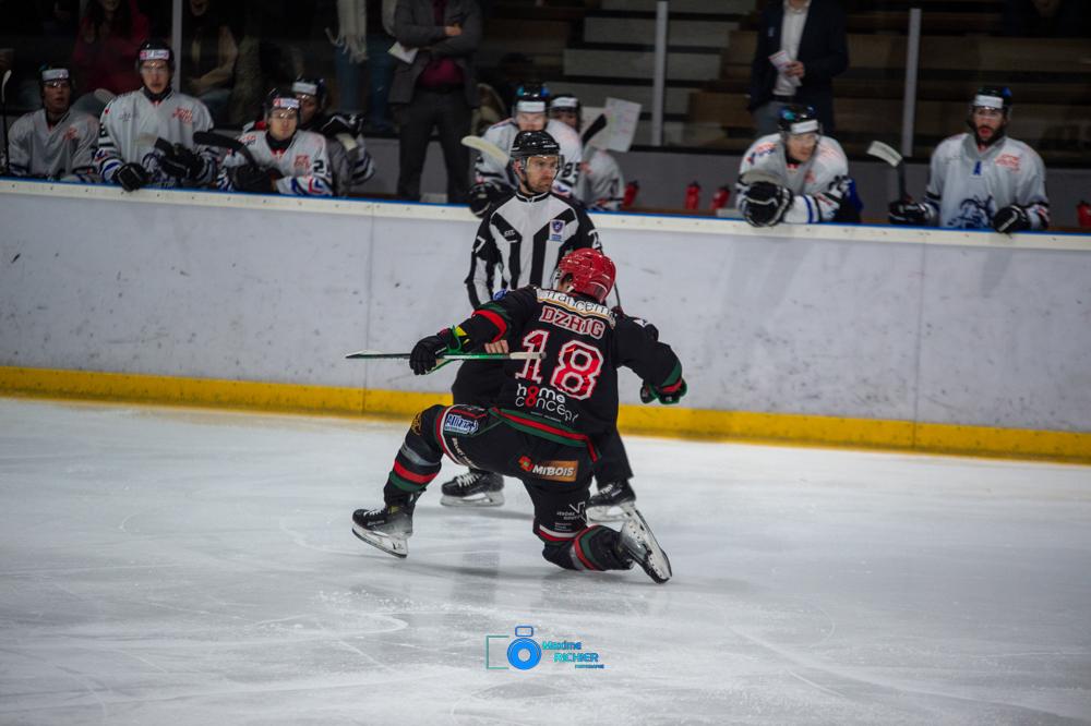Mont-Blanc 3 - 1 Courchevel-Méribel-Pralognan