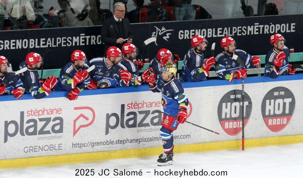 Grenoble  3 - 2 Angers 