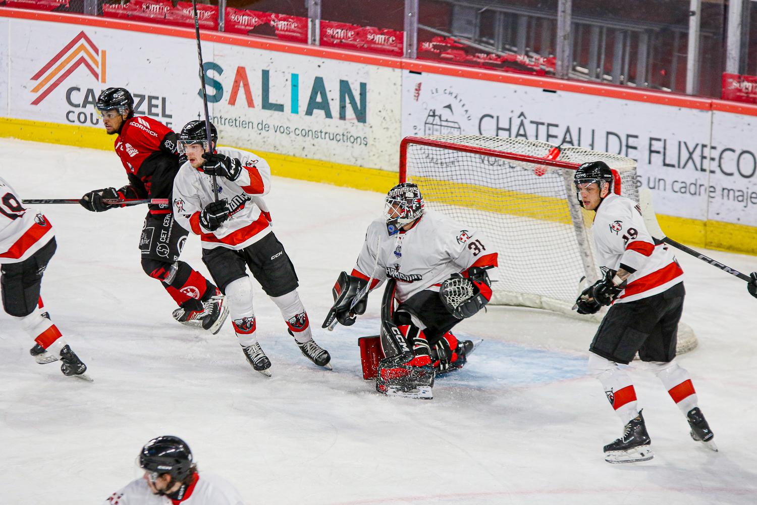 Amiens  0 - 5 Chamonix 