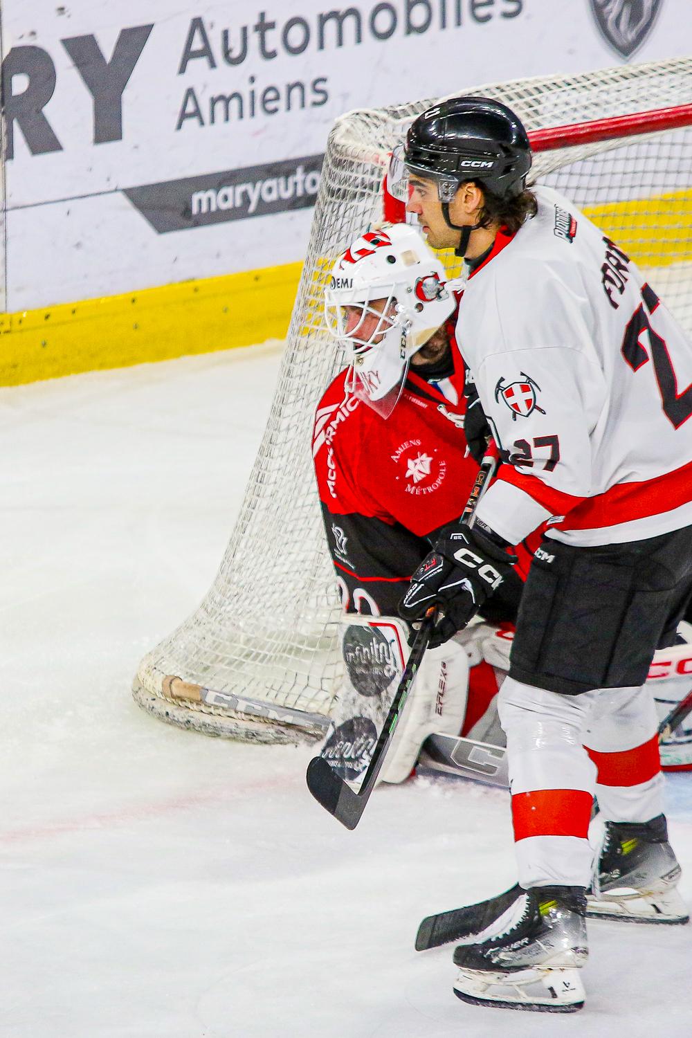 Amiens  0 - 5 Chamonix 