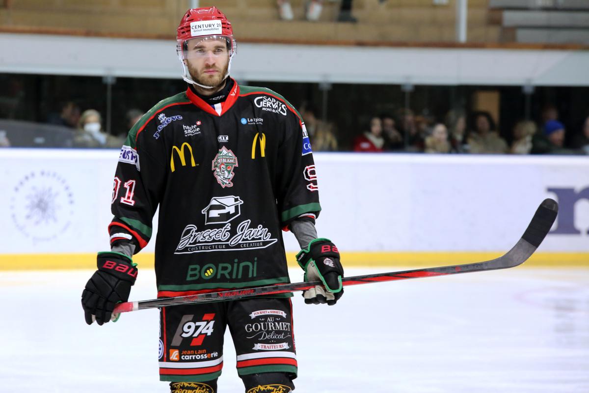 Mont-Blanc 7 - 3 Neuilly/Marne
