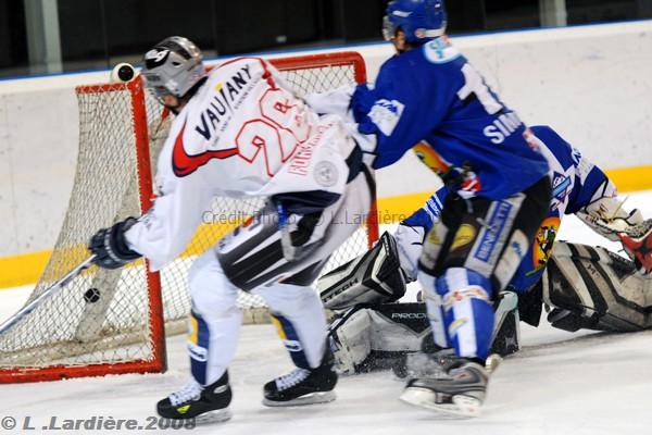 Mont-Blanc 1 - 4 Grenoble 
