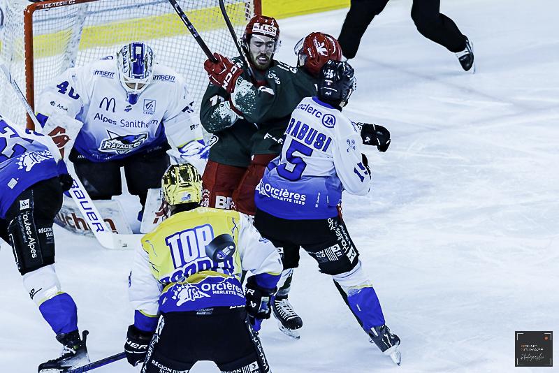 Cergy-Pontoise 2 - 3 Gap 