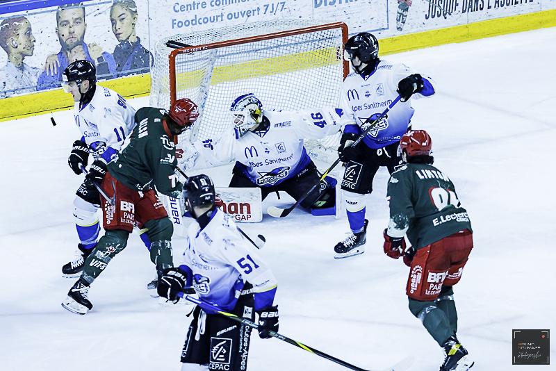 Cergy-Pontoise 2 - 3 Gap 