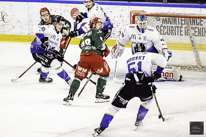 Cergy-Pontoise 2 - 3 Gap 