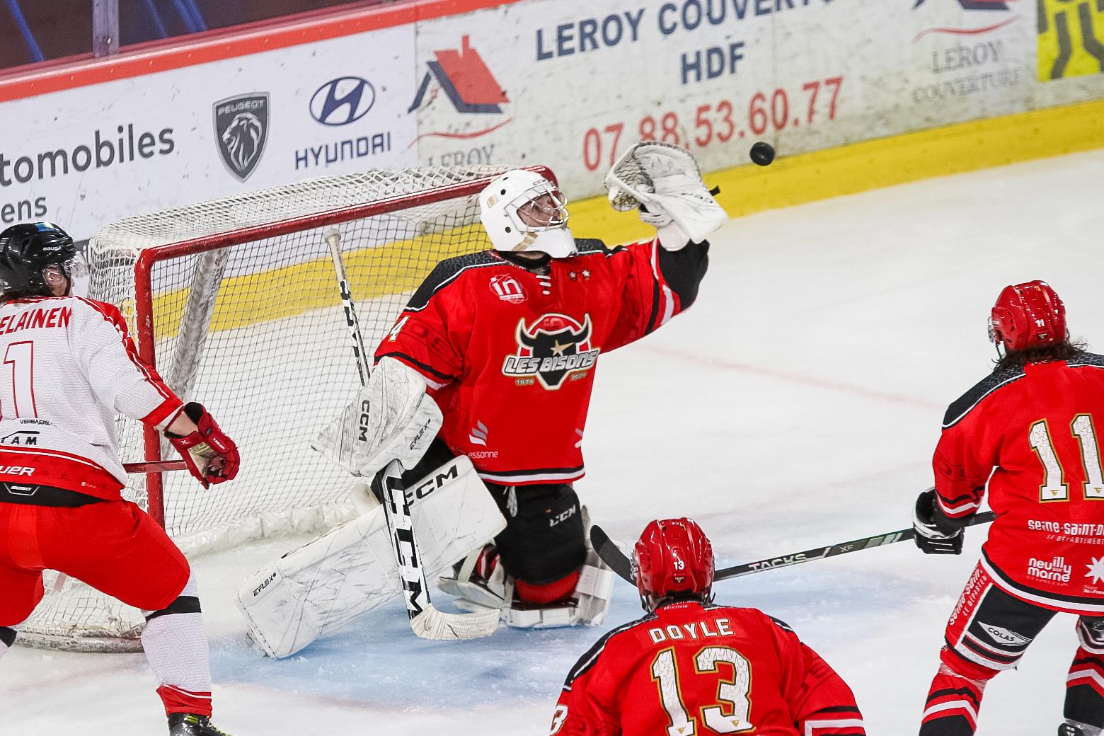 Neuilly/Marne 5 - 2 Valenciennes