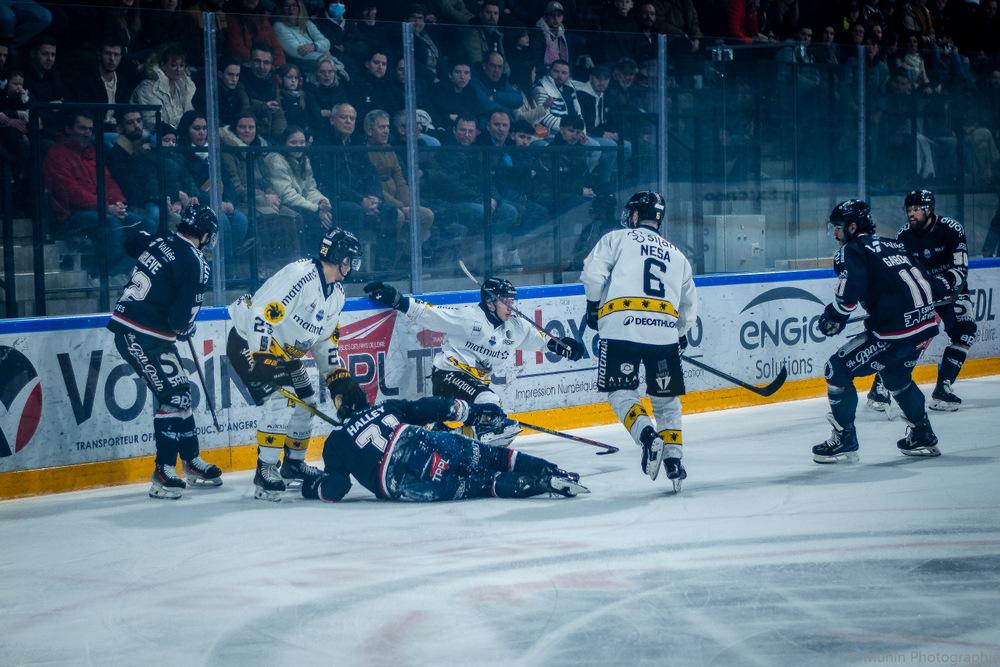 Angers  3 - 2 Rouen