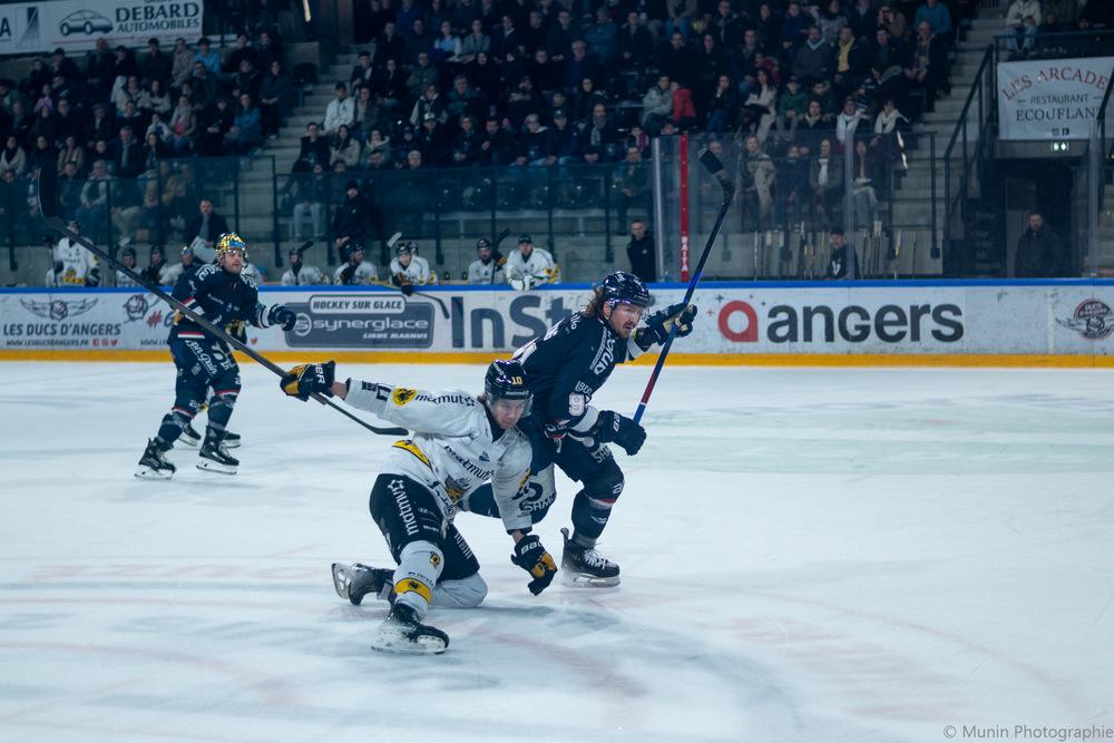 Angers  3 - 2 Rouen