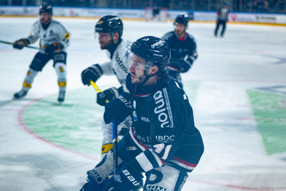 Angers  3 - 2 Rouen