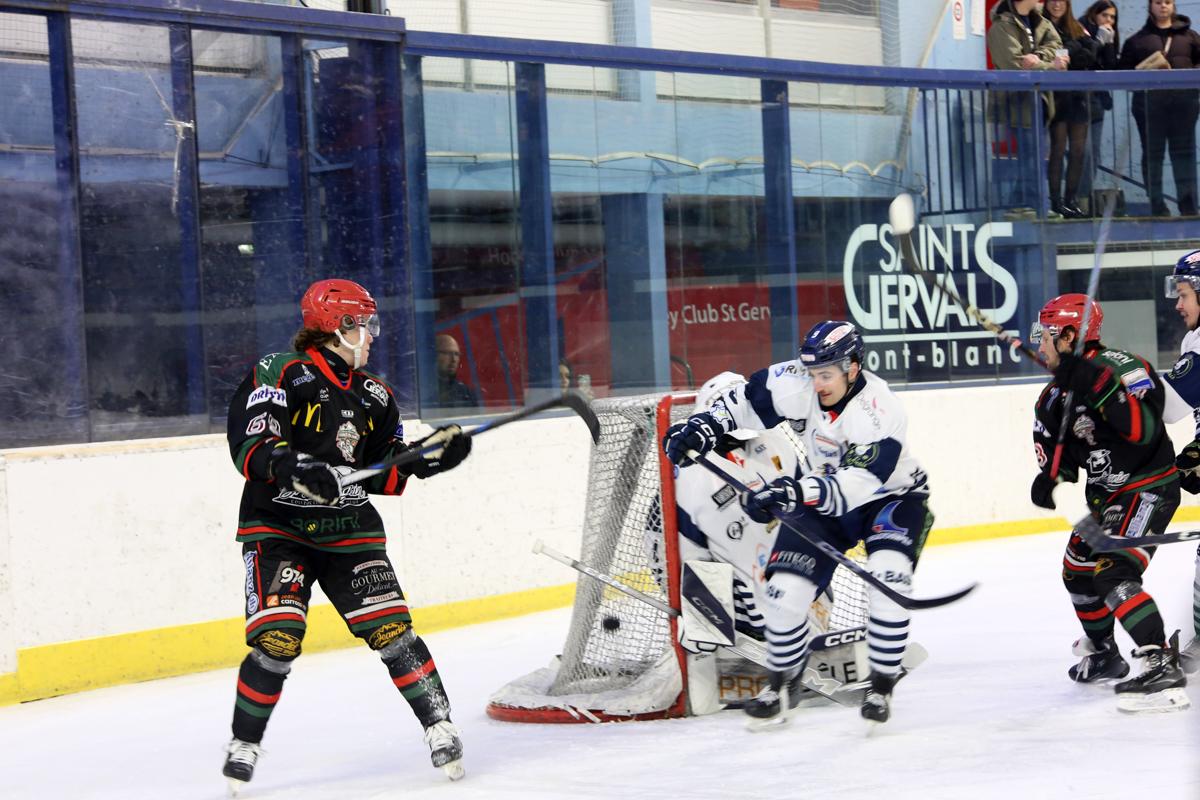 Mont-Blanc 4 - 5 Dunkerque